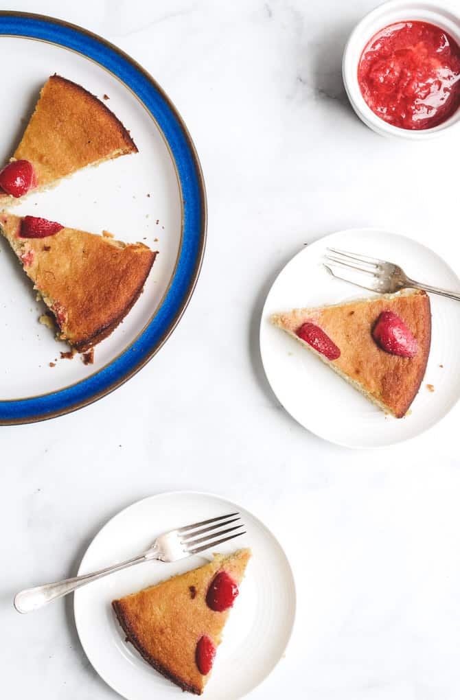 Amazingly Easy Healthy Almond Cake With Stewed Strawberries | Add Some Veg - an easy, 35 min cake made in one blender. Healthy, nutrient-packed, gluten free, dairy free, low sugar, low carb and naturally sweet. Perfect for an easy summer dessert. #glutenfree #dairyfree #lowcarb #sugarfree #addsomeveg