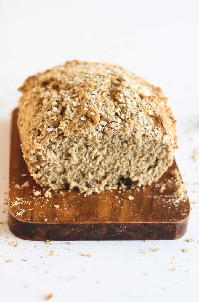 How to Make Healthy No-Knead Bread with Basically No Effort | Add Some Veg - this healthy wholegrain bread couldn't get any easier. 6 ingredients, a hands off 90 minutes from start-to-finish, resulting in a vegan, low gluten, sugar free delicious soft sandwich-ready bread. #sugarfree #addsomeveg #bread #easybaking 