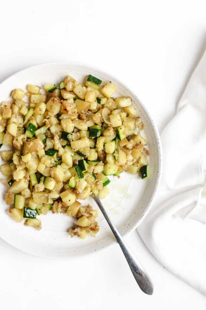 The Best Fried Potatoes (with extra veg) | Add Some Veg - this simple one-pot 30-minute dish is a perfect alternative for a family who loves chips (fries). Contains extra veggies, is gluten free, vegan and comes with some super-quick suggestions of how to turn it into a hearty breakfast, lunch or dinner for all! #sugarfree #vegan #glutenfree #addsomeveg #vegetarian #potatoes