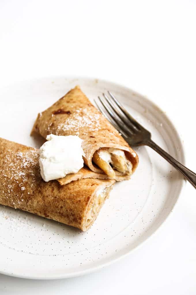 Sugar Free Banana Crêpes | Add Some Veg - These sugar free banana crêpes are fluffy, filling and fantastic! They taste as good as they look, but require little effort and no sugar. Perfect for a weeknight dessert that feels fancy but takes minutes to make. #addsomeveg #sugarfree #dairyfree